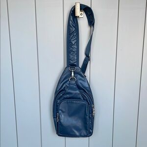 baggallini Crossbody Bag- Metallic Blue